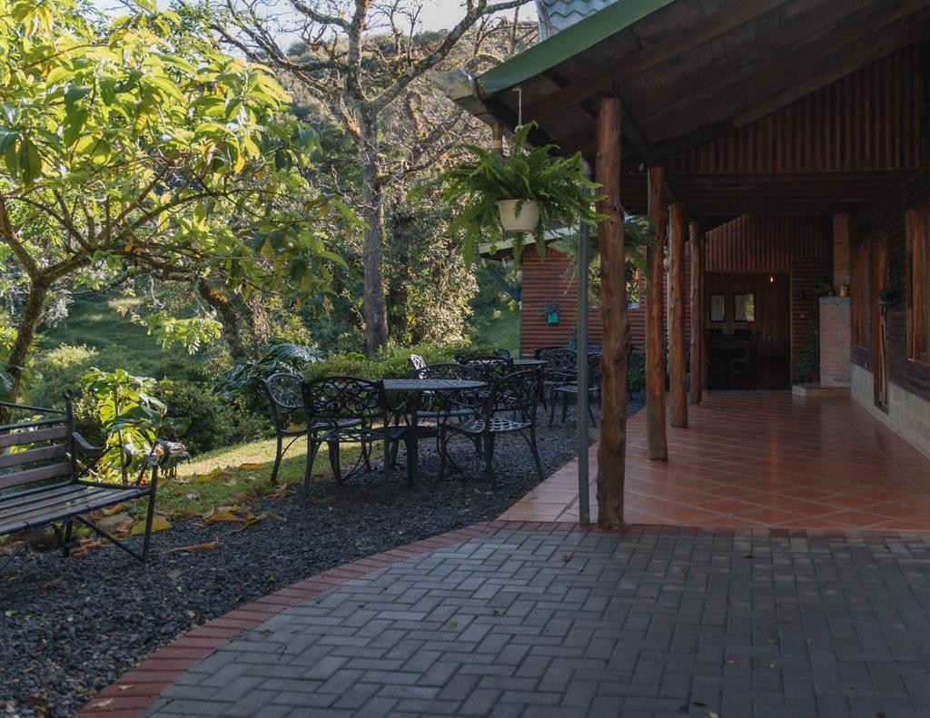 Cedrela Eco-Lodge & Restaurante Copey Esterno foto